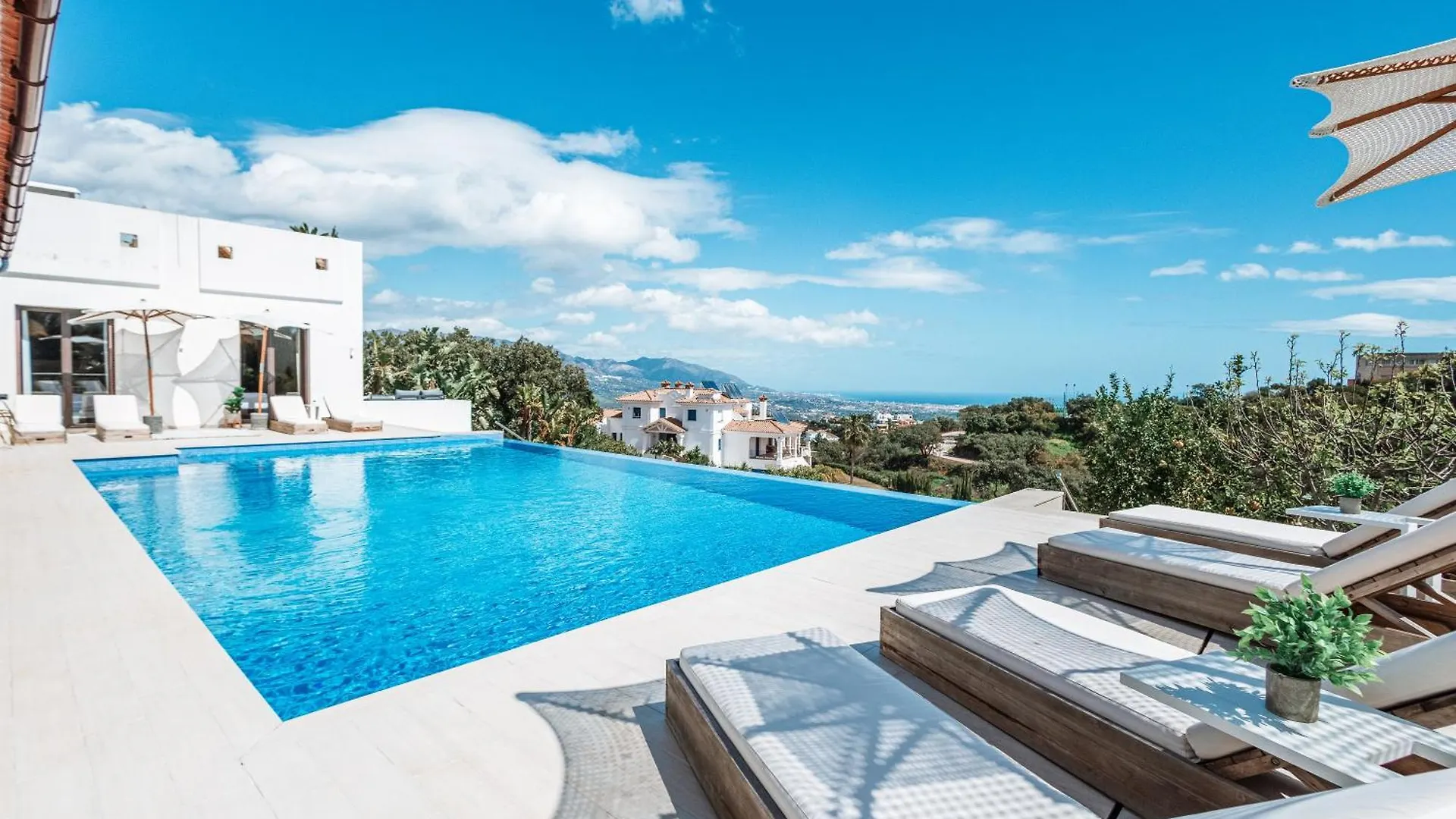 Luxury Boutique B&B - Villa Prana Marbella Ojén