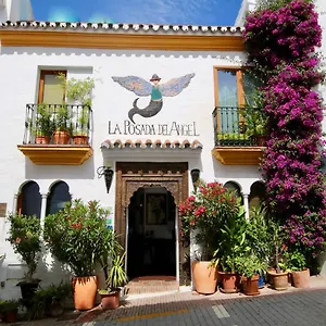 3* Hotel La Del Angel
