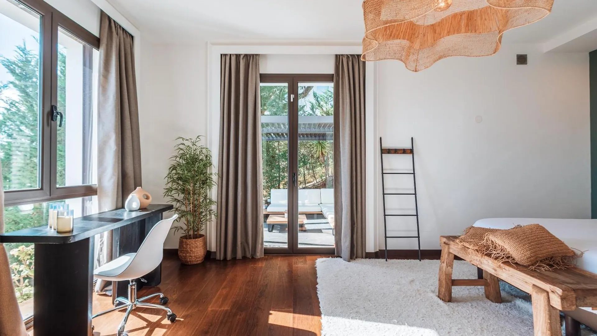 Luxury Boutique B&B - Villa Prana Marbella Ojén Alloggio in famiglia